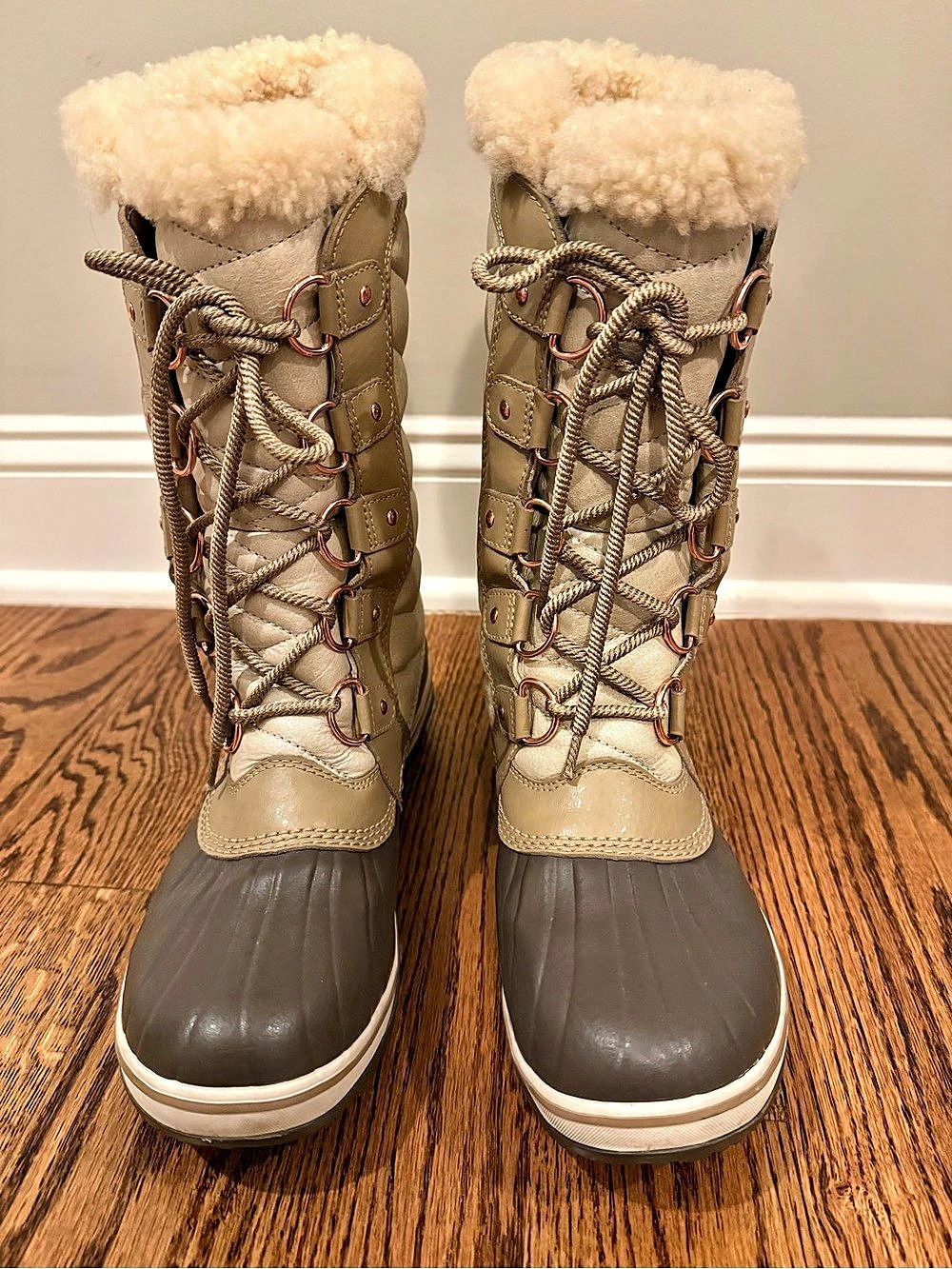 Sorel Tofino II Waterproof Snow Boots Brown & Cream size 9 Like New